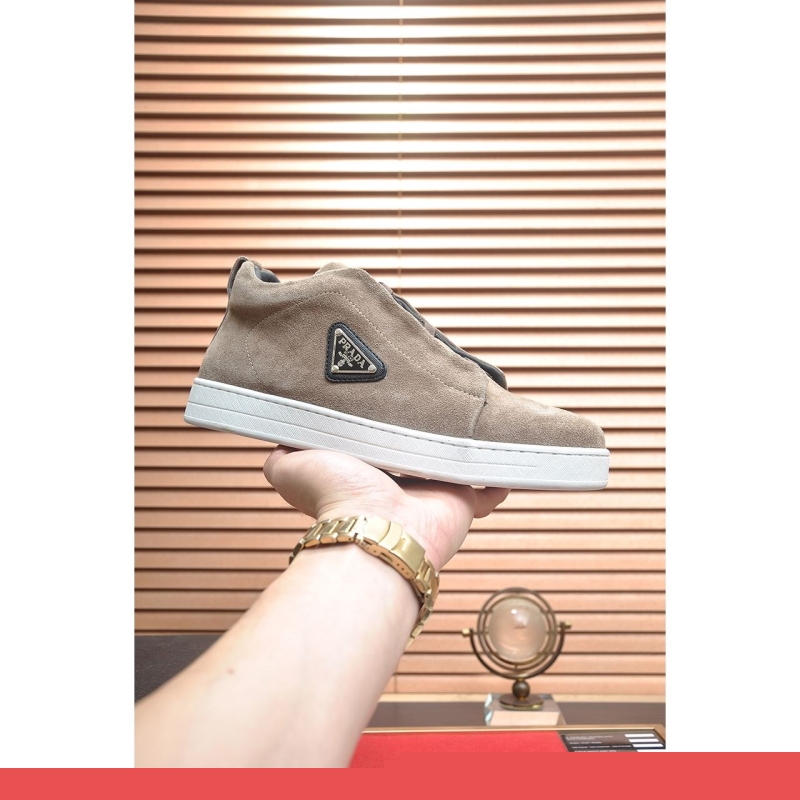 Pra*a casual shoes